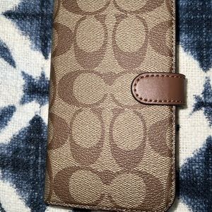 COACH Folio Case